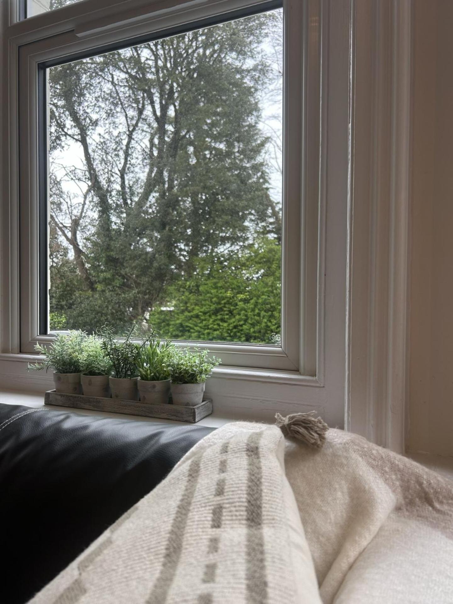 Treetop View Cosy Getaway In Eastbourne, Free Parking, Short And Long Stays, Kamer foto